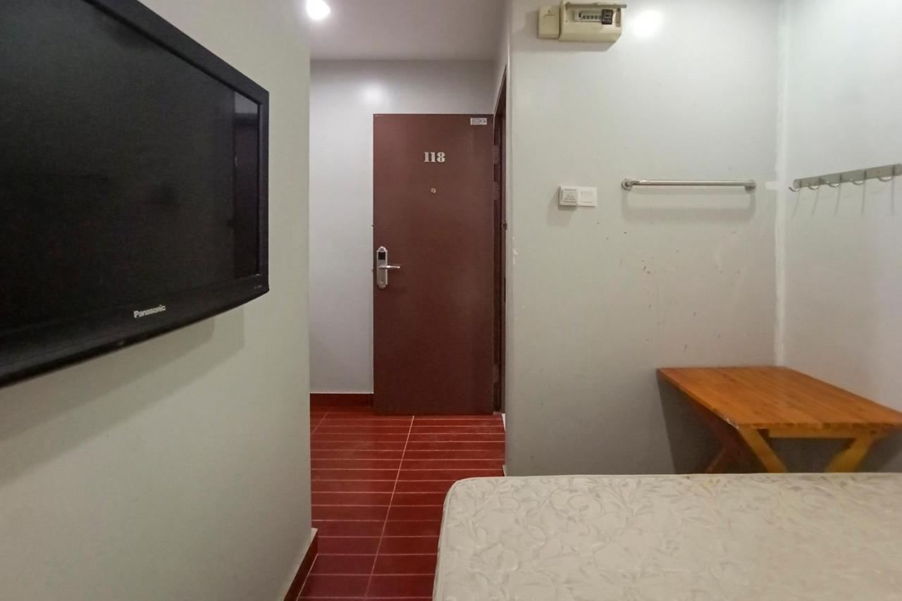 Oyo 90248 Kapitan Inn بينتولو المظهر الخارجي الصورة