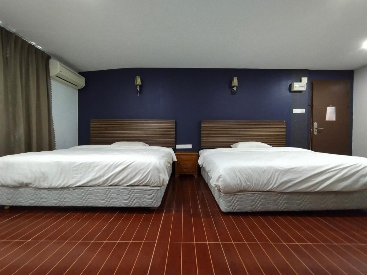 Oyo 90248 Kapitan Inn بينتولو المظهر الخارجي الصورة